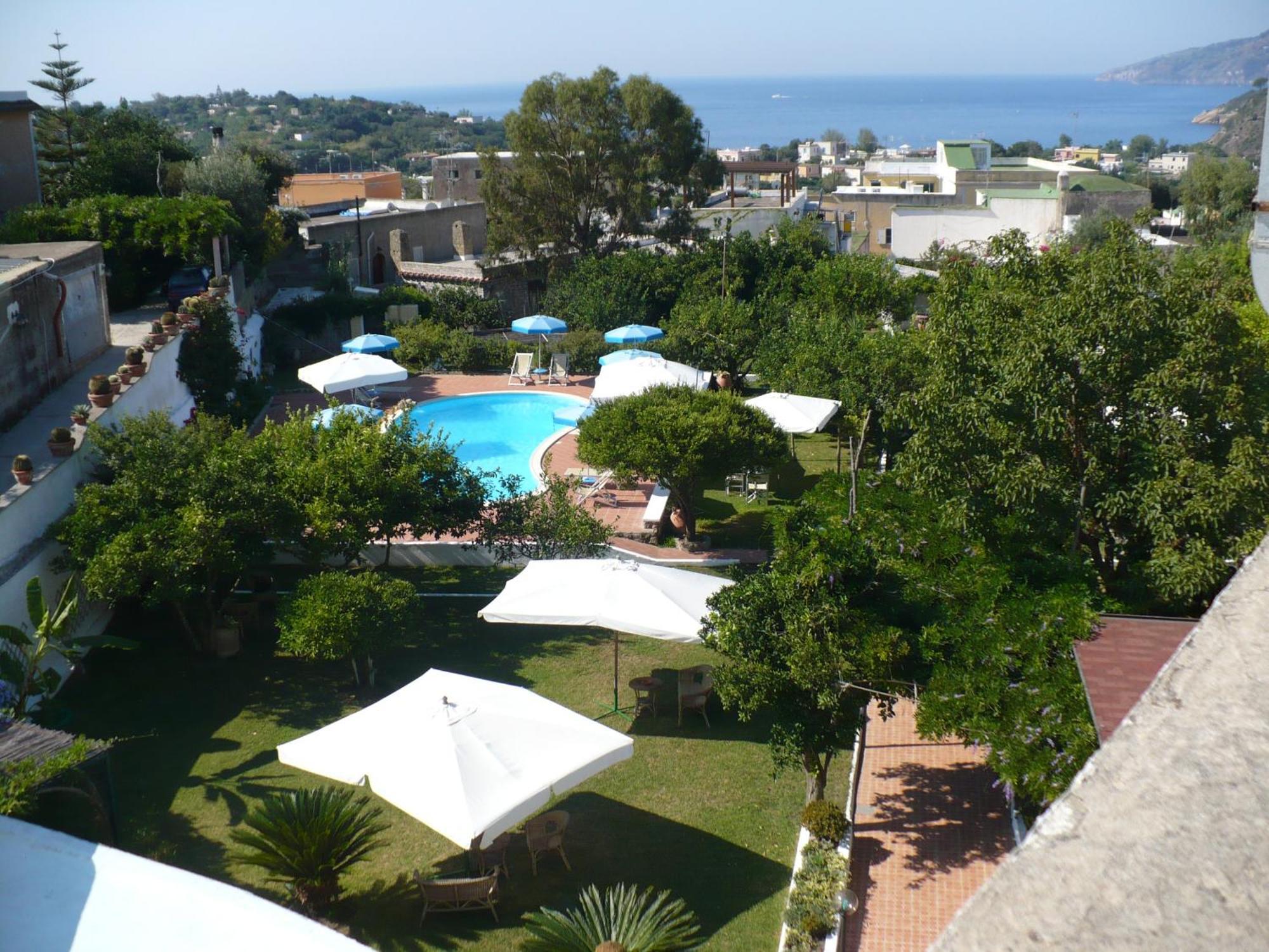 פרוסידה Hotel Savoia מראה חיצוני תמונה