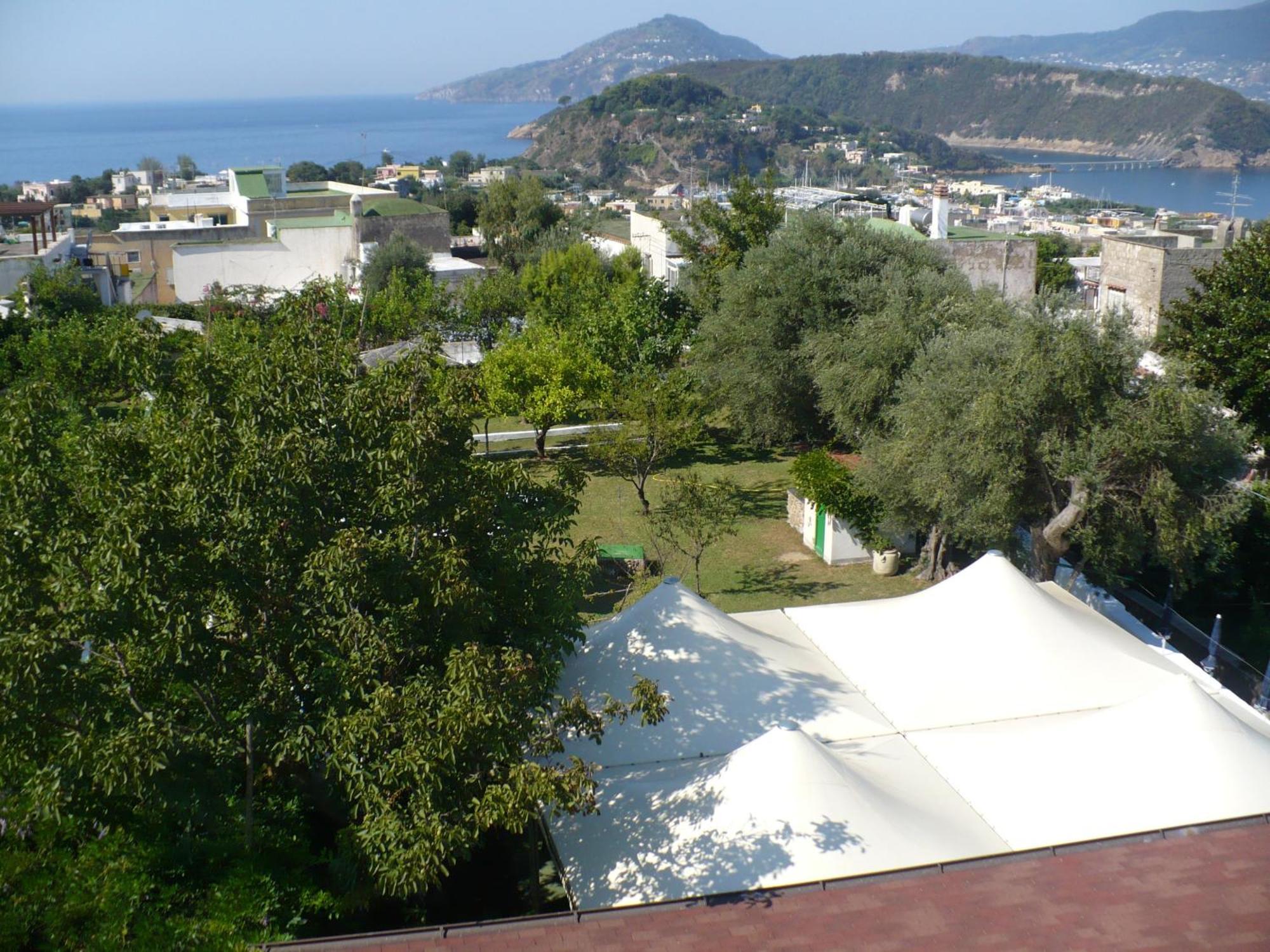 פרוסידה Hotel Savoia מראה חיצוני תמונה
