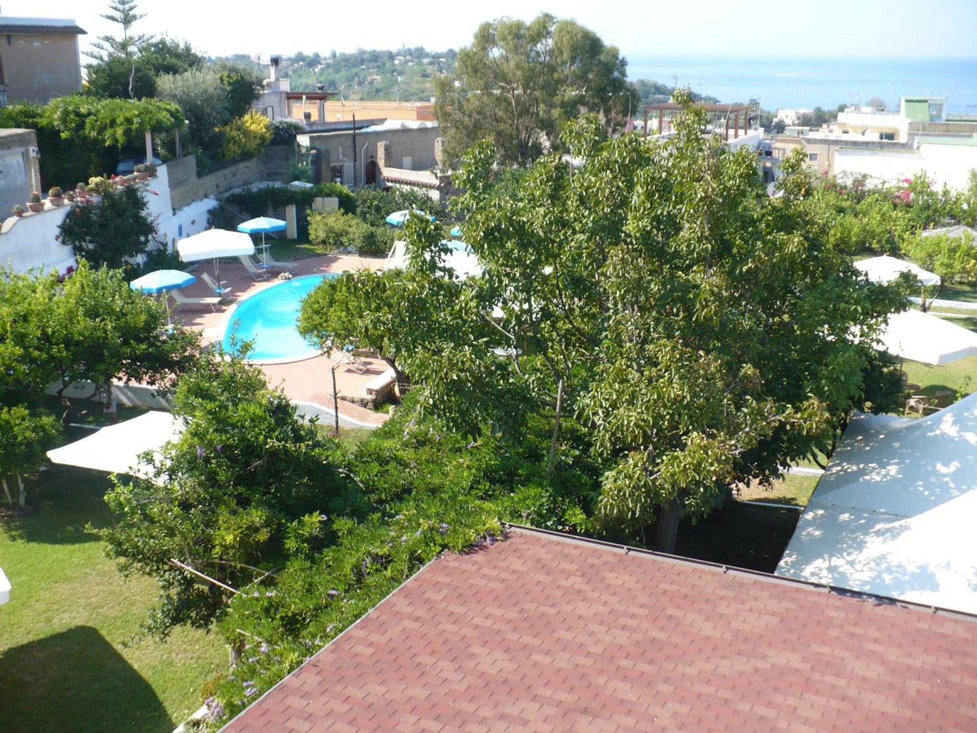 פרוסידה Hotel Savoia מראה חיצוני תמונה