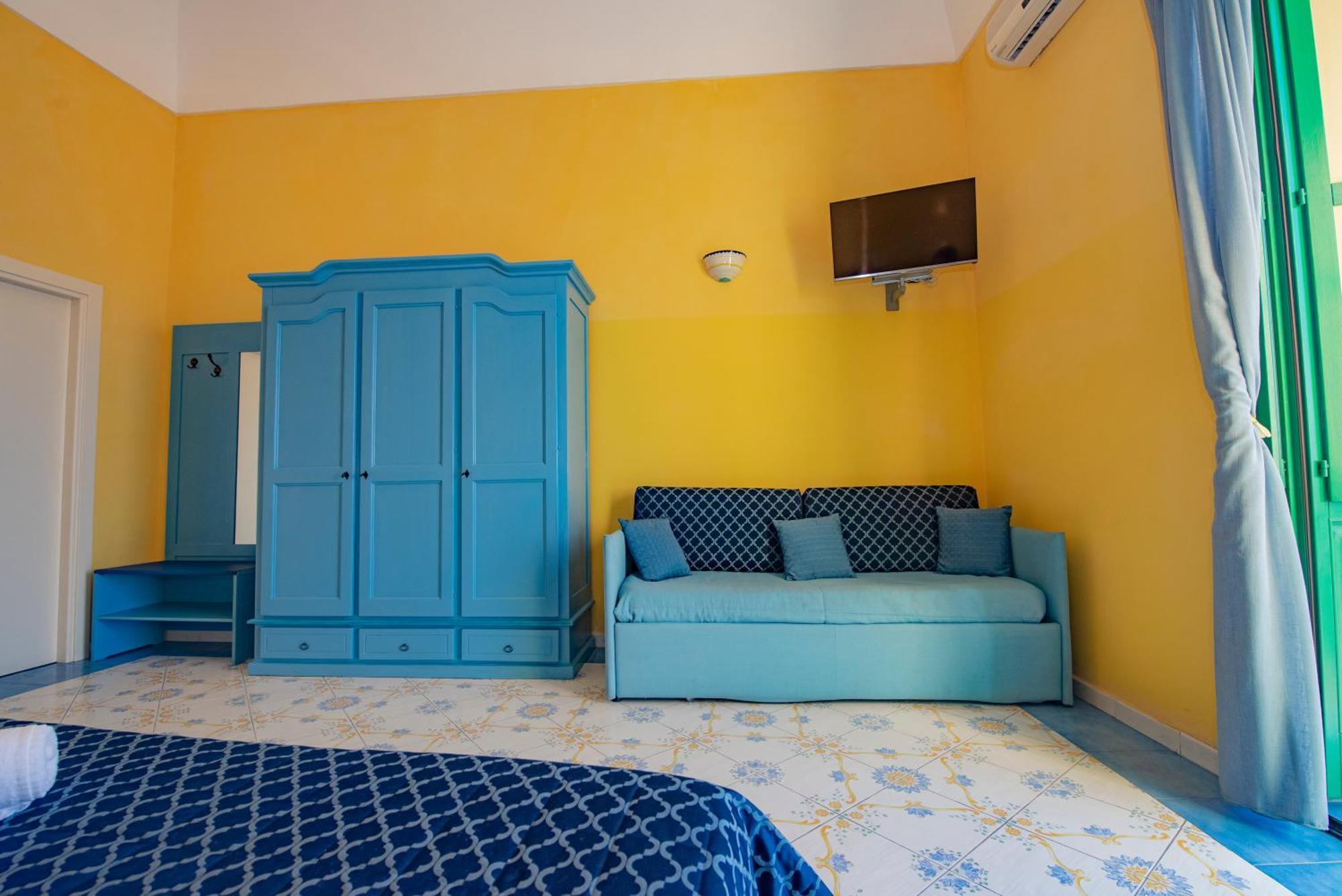 פרוסידה Hotel Savoia מראה חיצוני תמונה