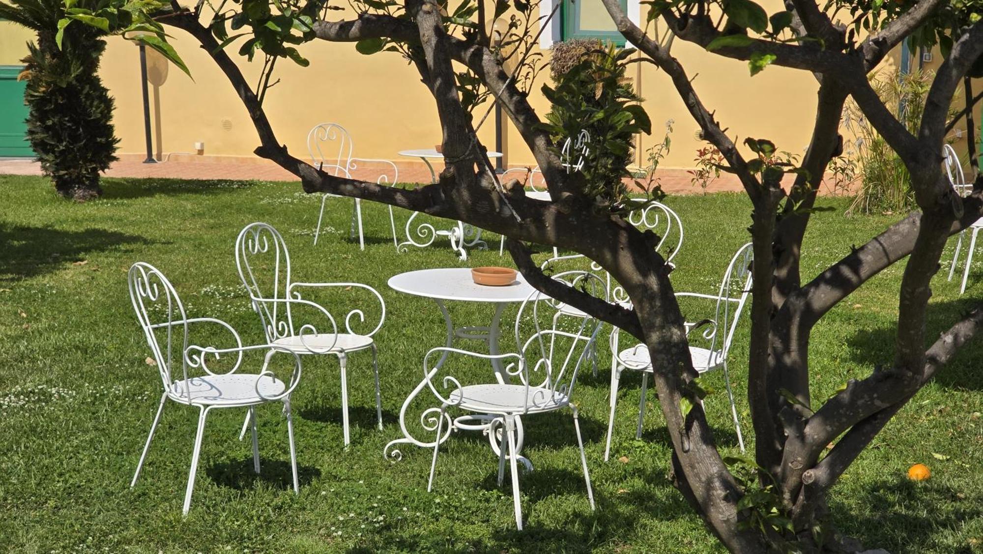 פרוסידה Hotel Savoia מראה חיצוני תמונה